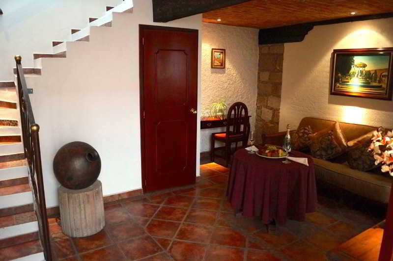 Hotel Meson De Remedios 4*